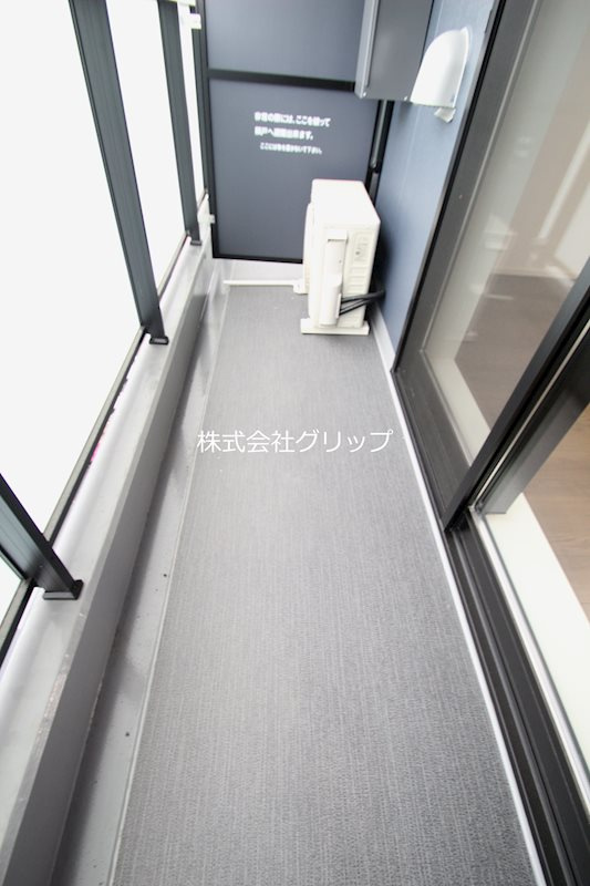 LEXE AZEST横濱関内のバルコニー