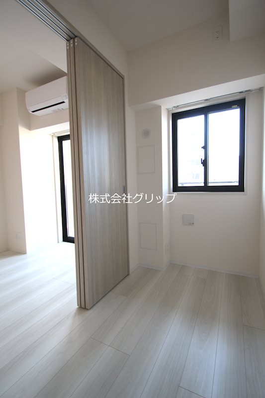 グランカーサ横濱石川町の居間・リビング