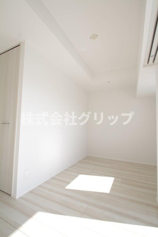 リヴシティ横濱新川町弐番館の洋室