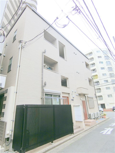 Cherche Midi(シェルシュミディの外観