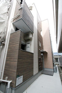 【エントランス】