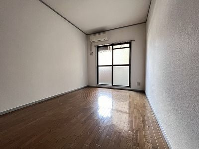 【洋室】 | シティプラザ平尾 | 別号室の写真になります。現況優先。