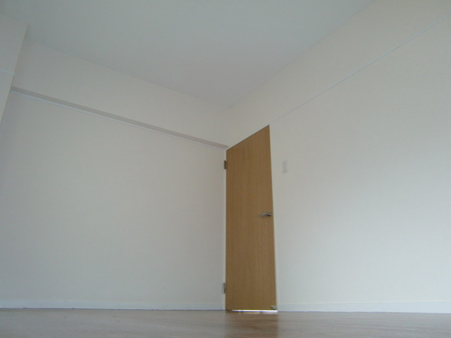 ハイツタケシの洋室