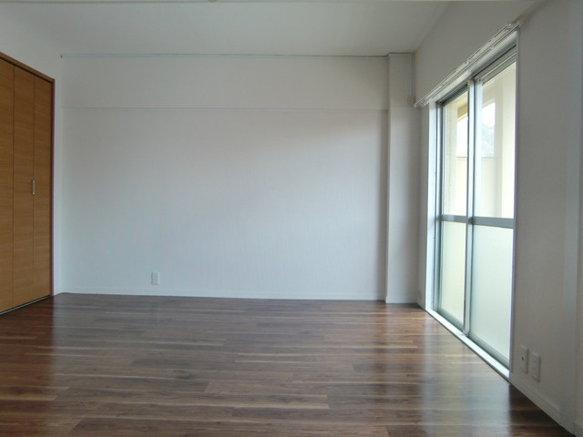 ハイツタケシの居間・リビング