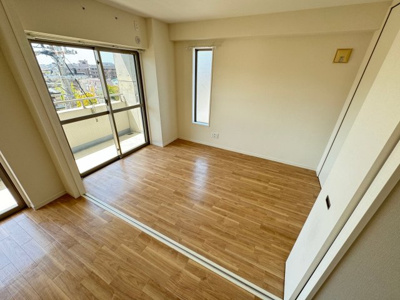 【洋室】 | ファイブコート向丘