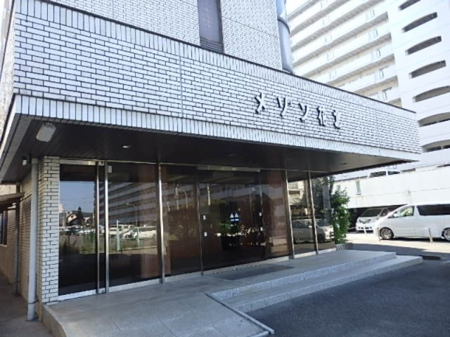 メゾン花北のエントランス