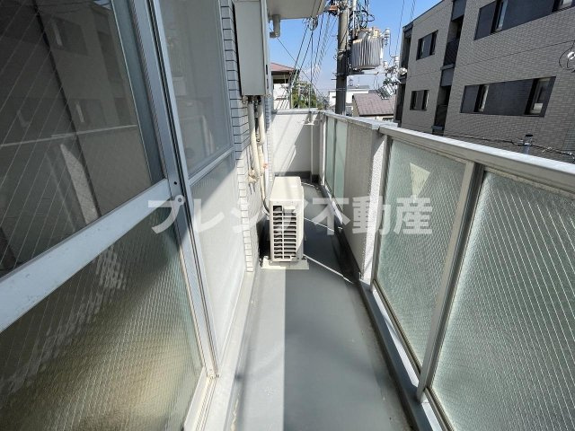 スリージェ甲子園口Ⅰのバルコニー
