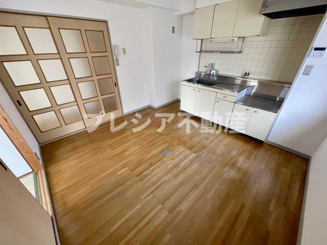スリージェ甲子園口Ⅰの居間・リビング