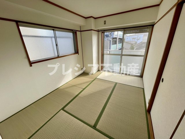スリージェ甲子園口Ⅰの和室