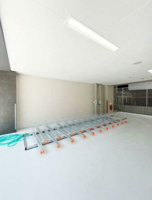 【駐車場】 | 大阪難波Noah | 駐車場があるので、車を買う予定の方も安心です