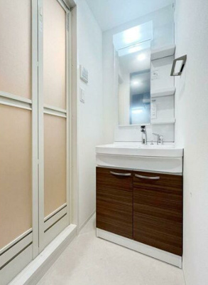 【洗面所】 | 大阪難波Noah | コンパクトで使いやすい洗面所