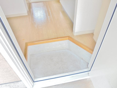 【エントランス】 | クレセント串山