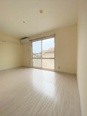 【寝室】 | クレセント串山 | 洋室6.4帖