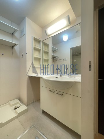 グランメール(諏訪町)の洗面所