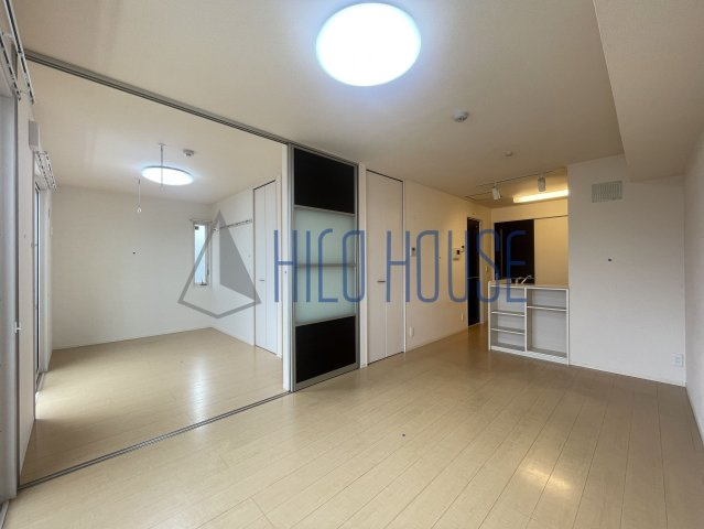 グランメール(諏訪町)の居間・リビング