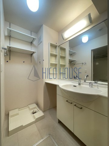 グランメール(諏訪町)の洗面所