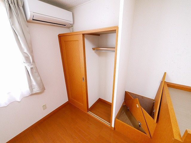 レオパレスリバーヒルの収納|大きなものも収納できそうです