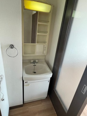 サンリバーHの洗面所