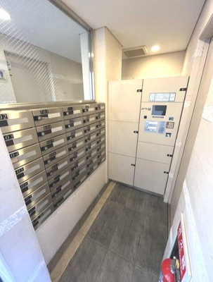 【その他共用部分】 | サクセス西高島平 | 不在時にも大活躍の宅配ボックス完備(^^)/