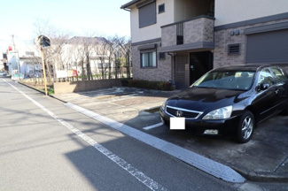 【駐車場】
