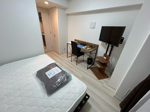 ベッド、机椅子、テレビ等リブマックス仕様の家具家電付き 