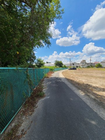 【前面道路含む現地写真】の画像