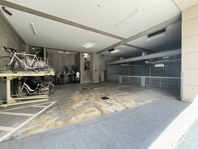 ベルクレール神楽坂の駐車場|駐車場と駐輪場も完備