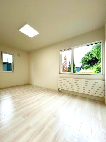 山の手2条12丁目の洋室