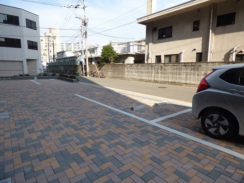 【駐車場】ロイヤル博多駅前