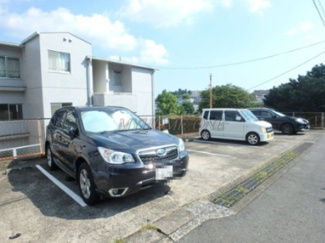 【駐車場】