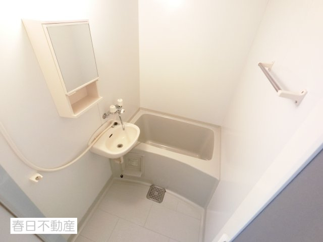 【浴室】 | 201号室の参考写真（2021年3月撮影）