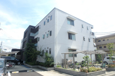 ★単身からファミリーまである複合タイプのマンション★