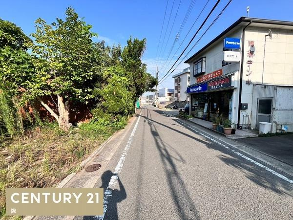 和歌山市宇須4丁目　土地の前面道路含む現地写真