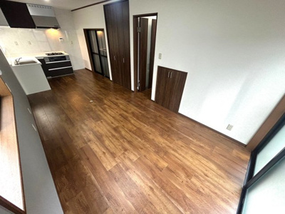 【居間・リビング】 | 沢田1丁目戸建