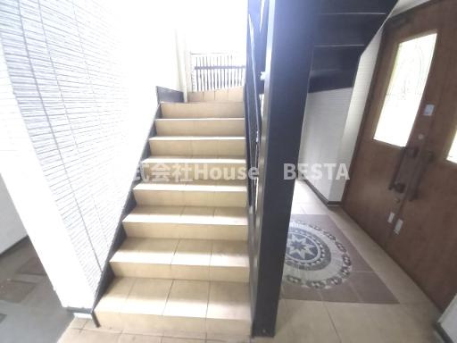 ヴィラ・ブリリオ神戸北野のロビー