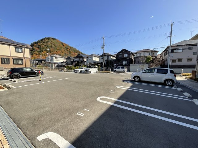 【駐車場】 | フラワーコート
