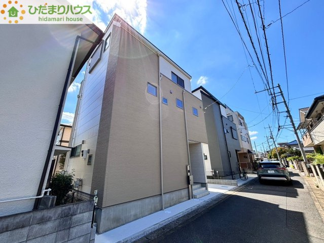 西区佐知川　未入居物件　01の外観|2方道路につき陽当り良好です♪