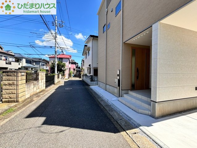 西区佐知川　未入居物件　01の前面道路含む現地写真|小学校徒歩10分圏内！
お子様の通学も安心な立地！！