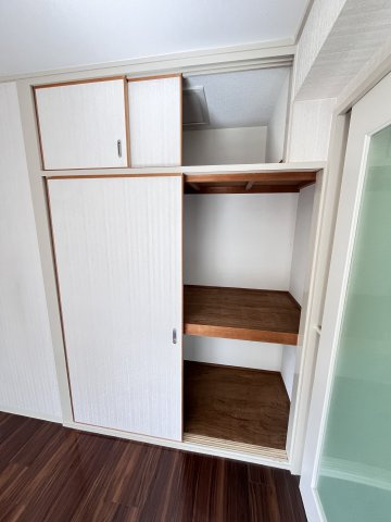 大阪市城東区蒲生１丁目の賃貸マンションの収納
