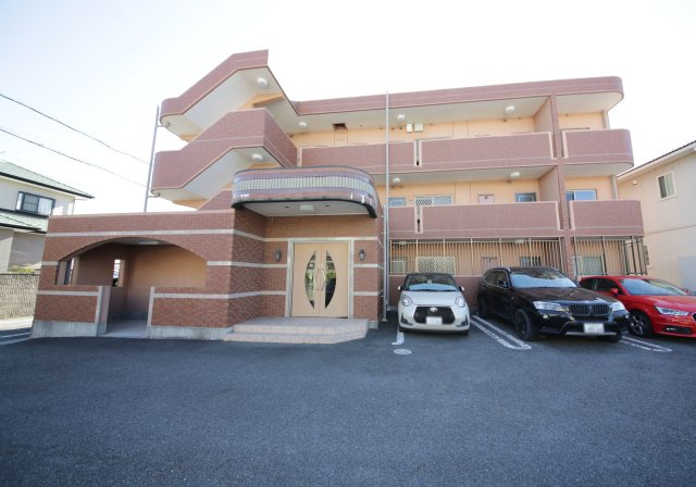 セントレージュ共栄の駐車場