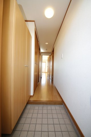 セントレージュ共栄の玄関
