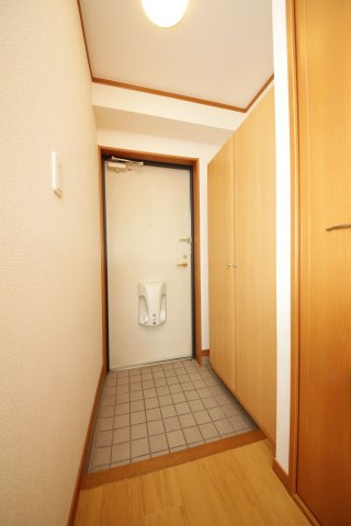 セントレージュ共栄の玄関