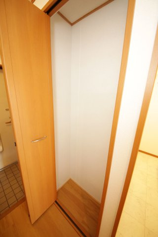 セントレージュ共栄の玄関