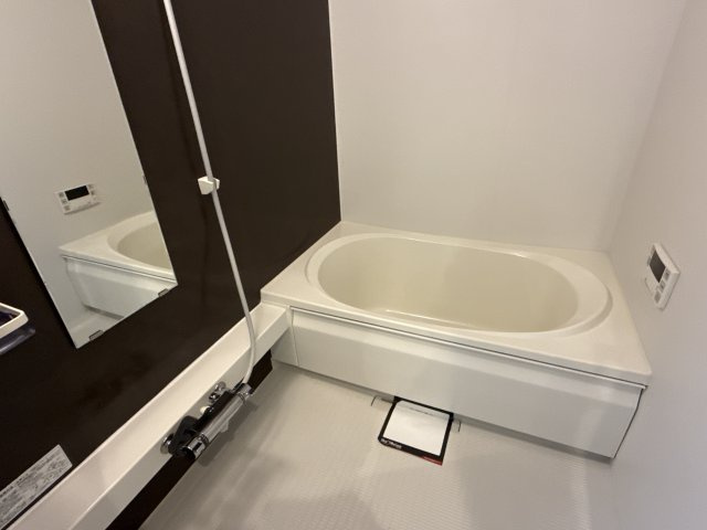 シャーメゾン恵美酒の浴室