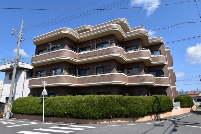 グラシィオ長岡の外観|外観もきれいです