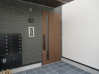 【エントランス】 | 毎日通るエントランスはこのようになっています
