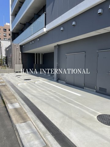 レフィールオーブ南行徳駅前の駐車場