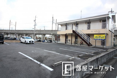 【駐車場】 | Ｓｕｒｐｌｕｓ　Ｏｎｅ　杉藤