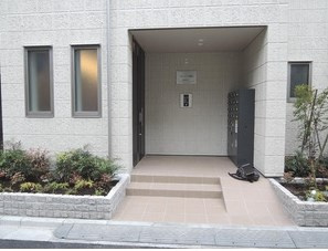 【エントランス】 | グランメゾン根岸