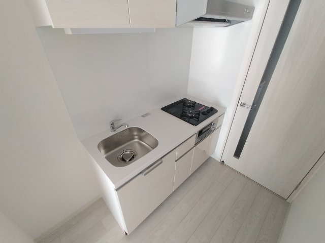 神戸市兵庫区浜崎通の賃貸マンションのキッチン|システムキッチン（ガス２口）